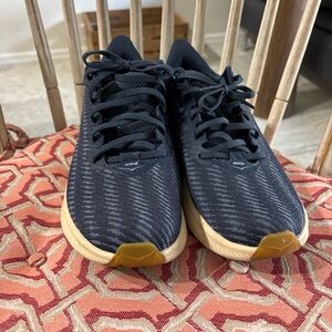 Hoka Men's Black and Tan Athletic Shoes